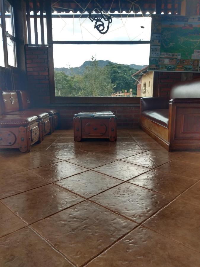 Pousada Vivenda Leticia Prados Extérieur photo